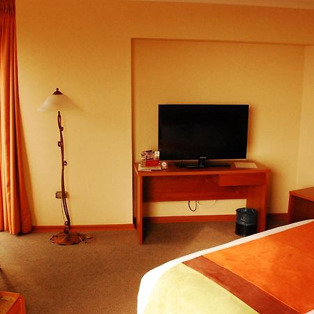 Hotel Florencia Suites & Apartments Antofagasta Room photo
